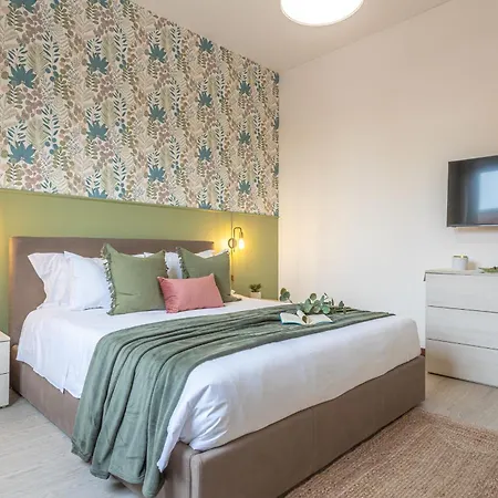 Apartment Posidonia - Free Parking & Netflix - 200m To Fiumicino