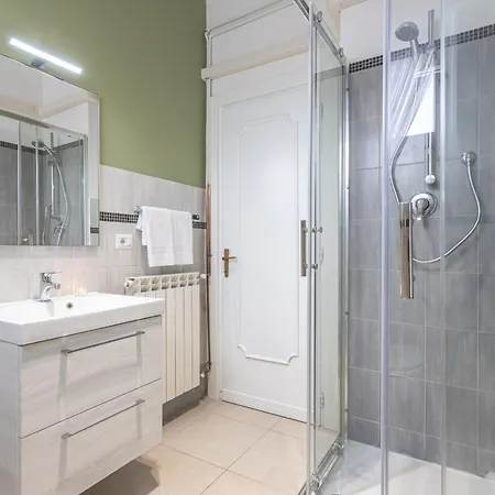 Posidonia - Free Parking & Netflix - 200m To Apartment